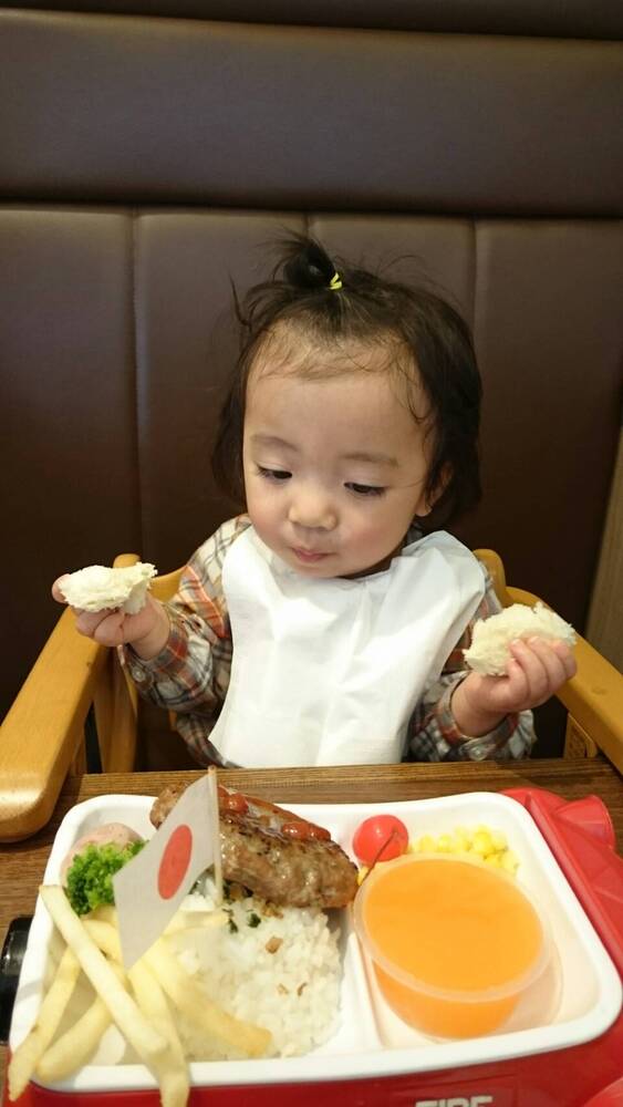 1歳9ヶ月の女の子です 食べることが大好きでよく食べます コープ デリシェ