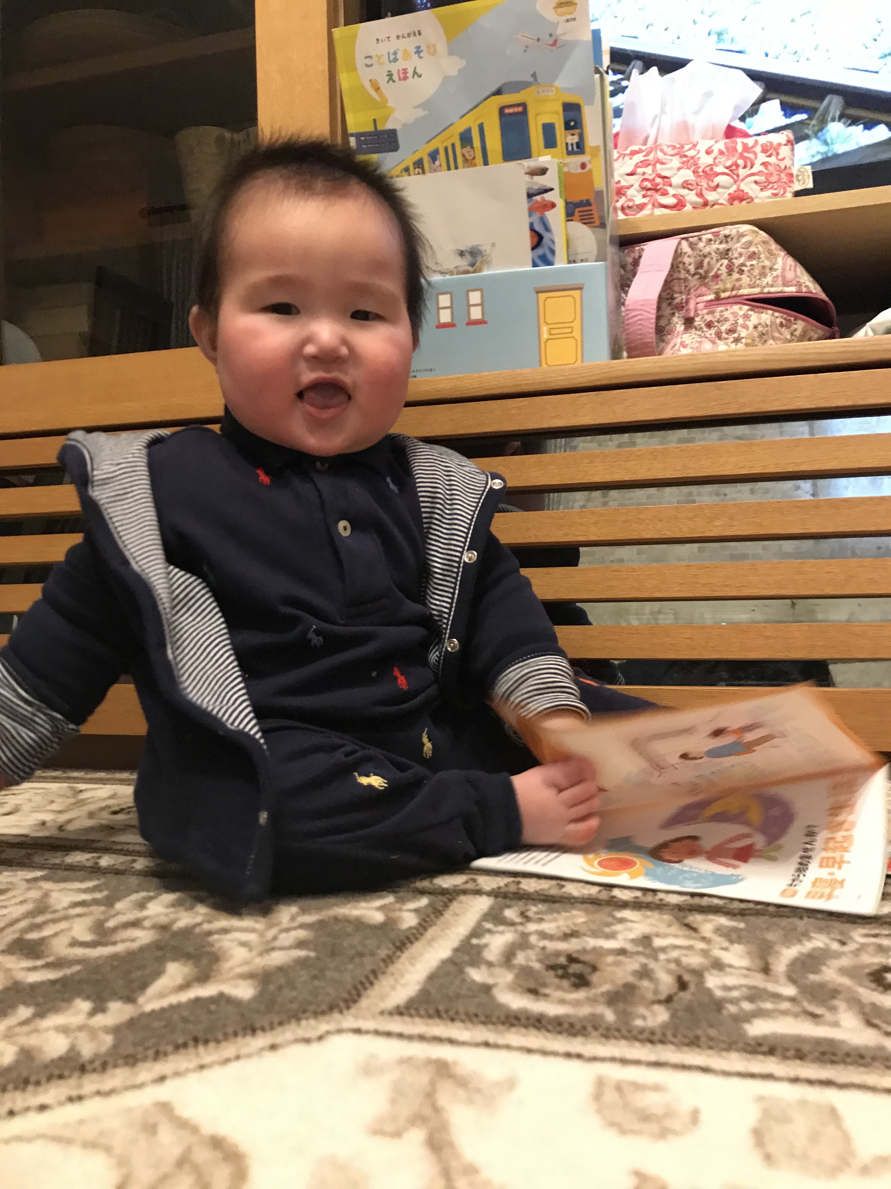 なおくん8ヶ月食べるのが大好きムチムチな男の子です コープ デリシェ