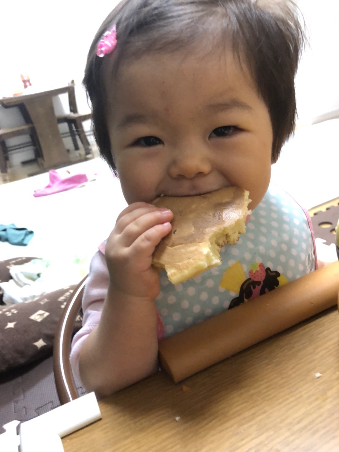 1歳8ヶ月です食べることが大好きな女の子です コープ デリシェ