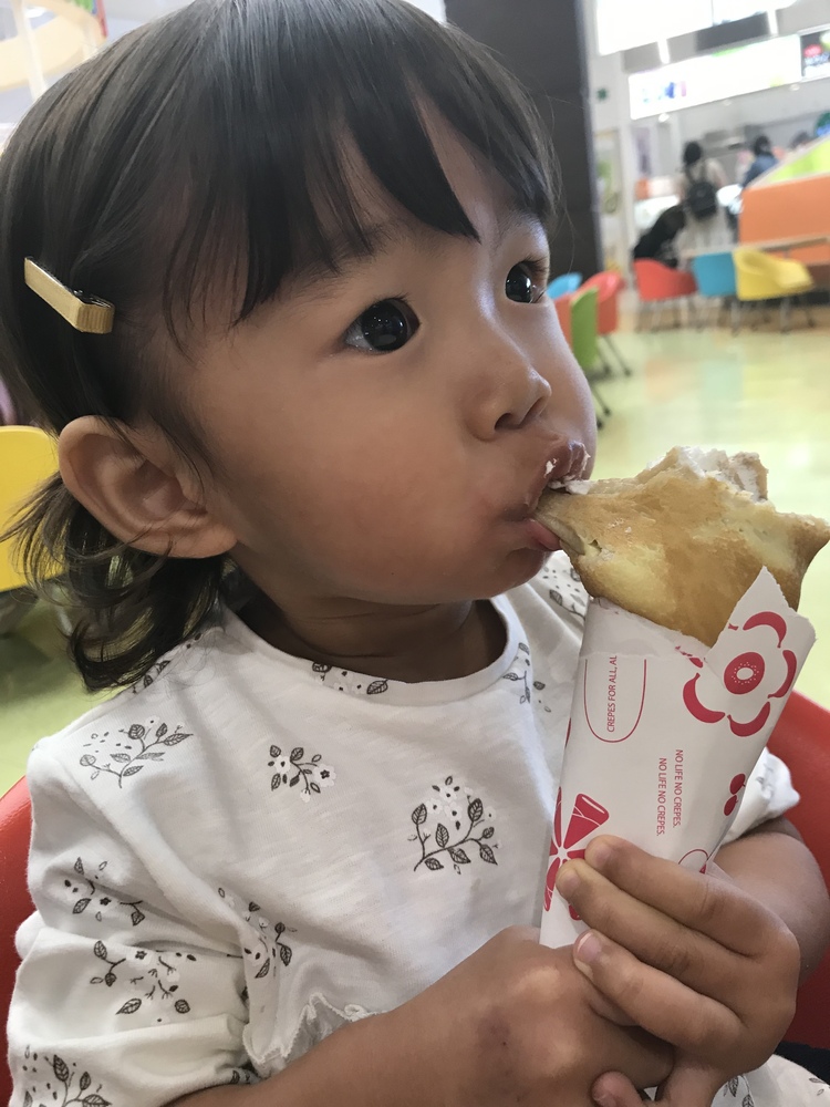 1歳7ヶ月の女の子 ゆきです 食べることがとても好きです コープ デリシェ 1歳7ヶ月の女の子 ゆきです 食べることがとても好きです コープ デリシェ
