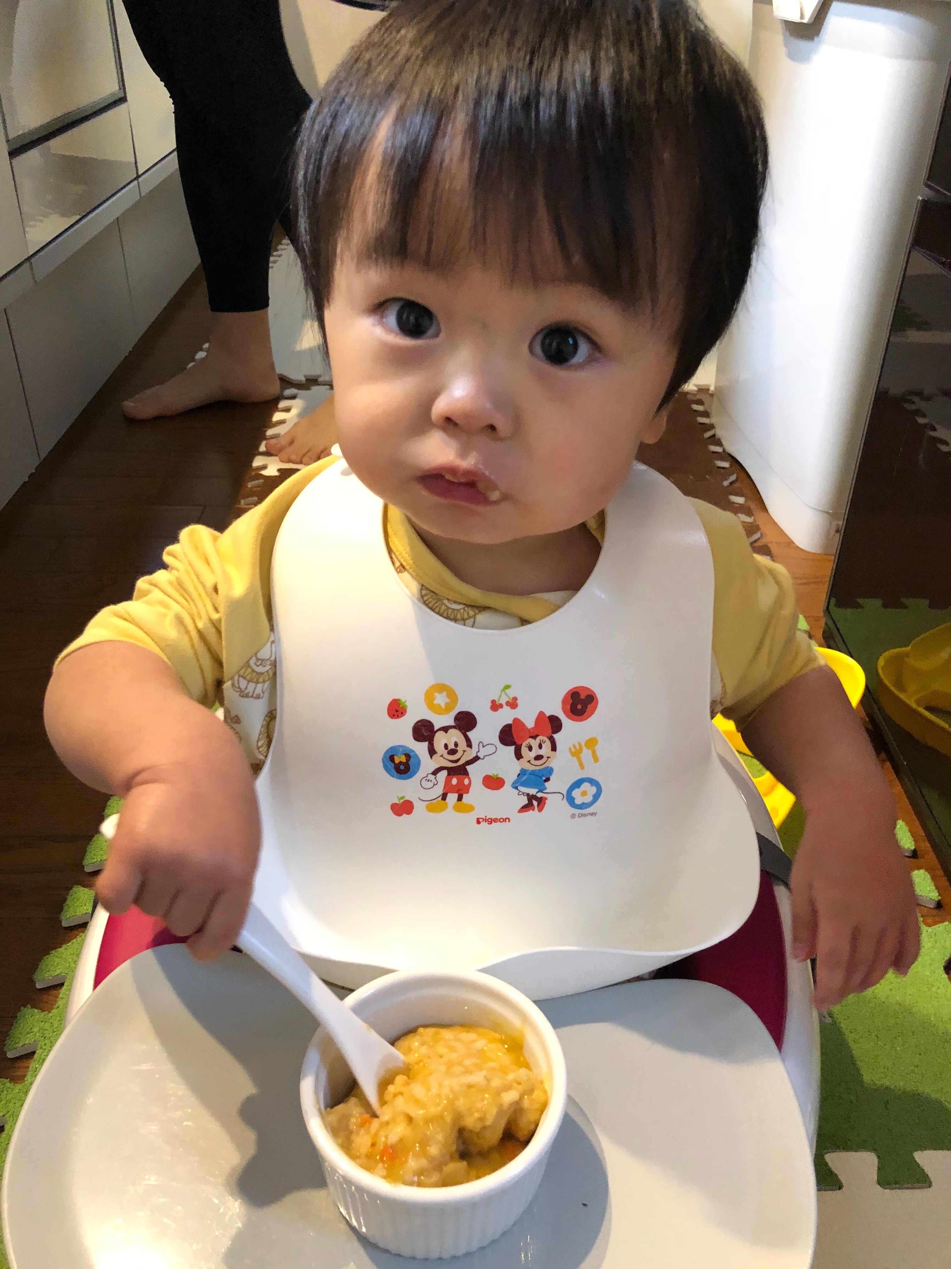 1歳4ヶ月のたかちゃんです 手づかみ食べを最近始めました コープ デリシェ