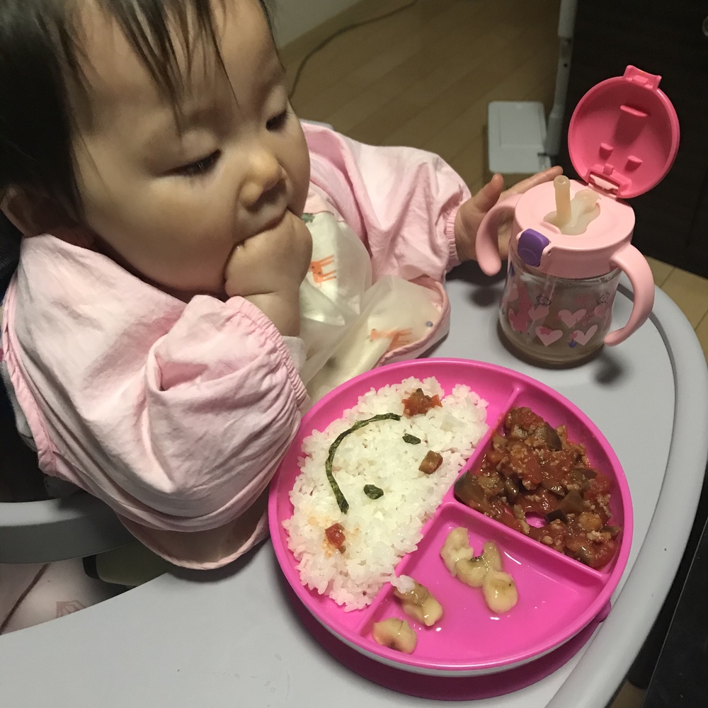 13ヶ月の元気な女の子です 好き嫌いなく食欲旺盛でごはんの時間が大好きです 椅子に座るとすかさずいただきます と手を合わせます あまりレトルト用品を使わずバランス良く作ってますがなかなか昼寝の時間も短 コープ デリシェ 13ヶ月の元気な女の子です 好き嫌いなく食欲旺盛でごはんの時間が大好きです 椅子に座るとすかさずいただきます と手を合わせます あまりレトルト用品を使わずバランス良く作ってますがなかなか昼寝の時間も短 コープ デリシェ